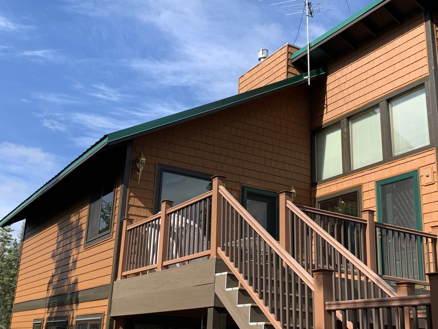 Quality Edge Steel Siding Slide