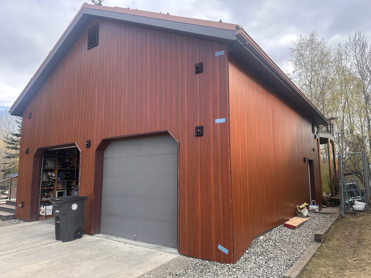 Longboards Extruded Aluminum Siding Slide